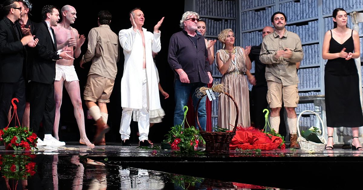 Главният режисьор на Народния театър Иван Вазов - Александър Морфов,