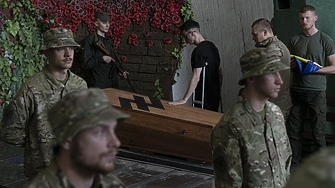 Компанията майка на Facebook Meta премахна батальона Азов  част от украинската национална