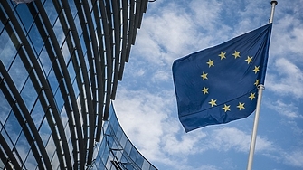 Европейската сметна палата ЕСП съобщи че започва проверка дали Европейската