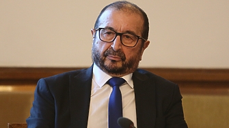 Николай Колев го заслужаваше защото той правеше такива поразии За