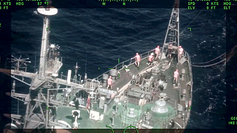 Руски разузнавателен кораб патрулира край бреговете на Хаваите но засега