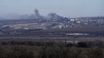 Зеленски: Украинските сили удържат позициите в Соледар и нанасят тежки загуби на противника