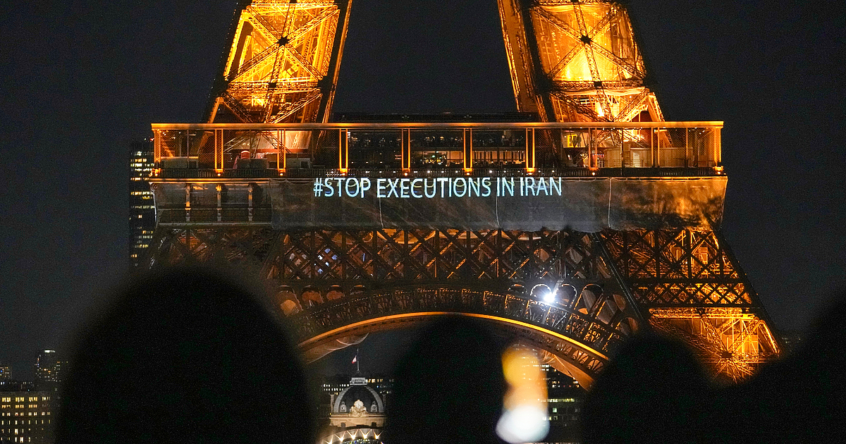 Иран предупреди в четвъртък Европейския съюз, че ще се простреля