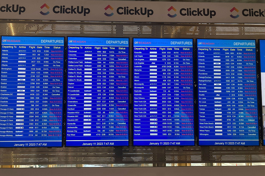 Всички заминаващи вътрешни полети в САЩ са спрени след системен срив