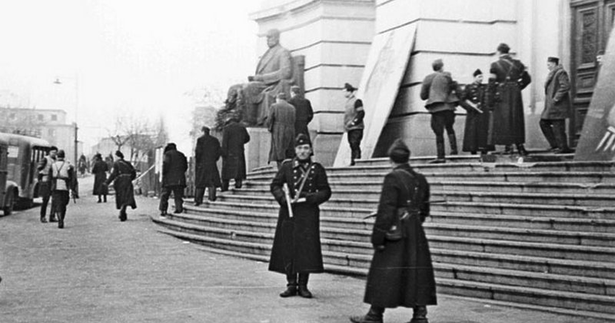 Близо 34 години след промените на 10 ноември 1989 г.