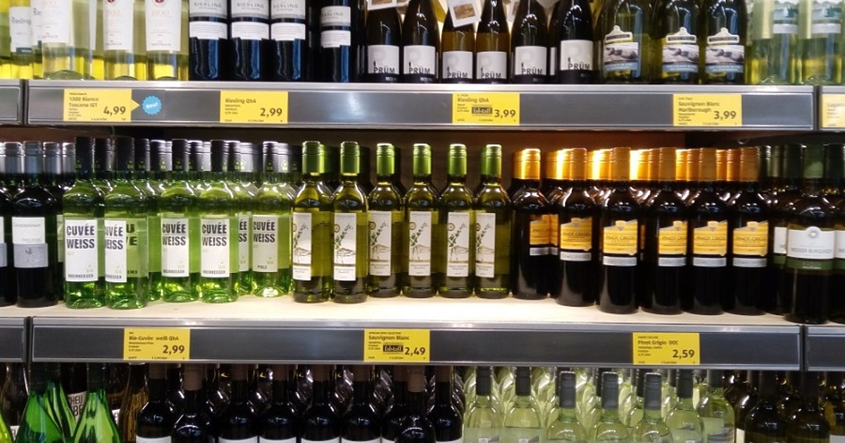 Въпреки санкциите, наложени от ЕС, Русия продължава да получава скъпо