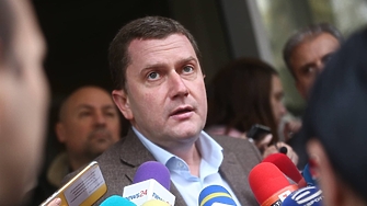 Кризата в БСП се задълбочава Кметът на Перник Станислав Владимиров