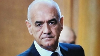 Министърът на здравеопазването в служебния кабинет Асен Меджидиев не е