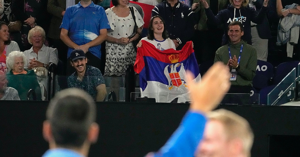 Бащата на Новак Джокович Сърджан казва, че няма да присъства на