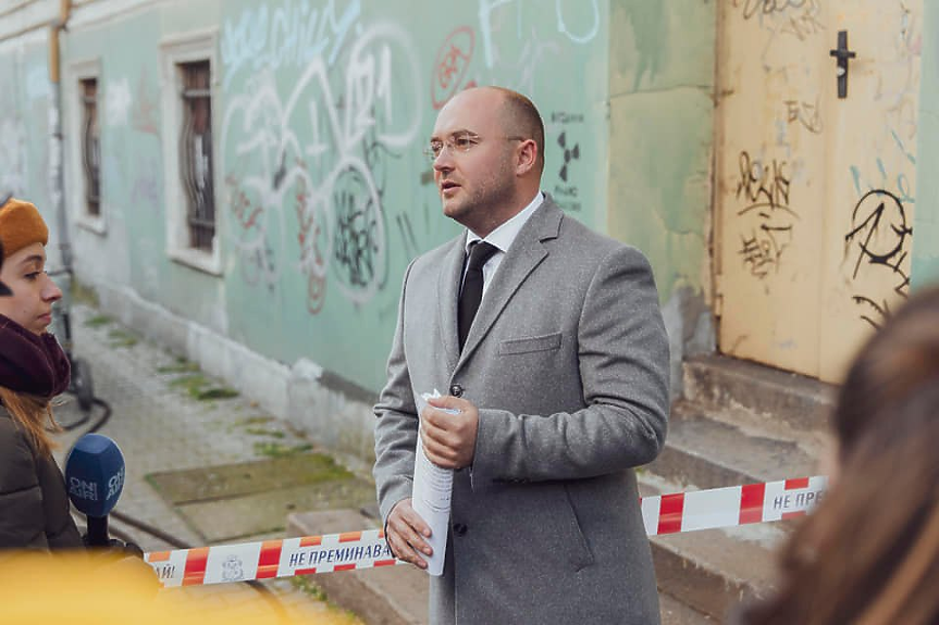 Председателят на Столичния общински съвет: Започваме да чистим София от драсканиците по фасадите