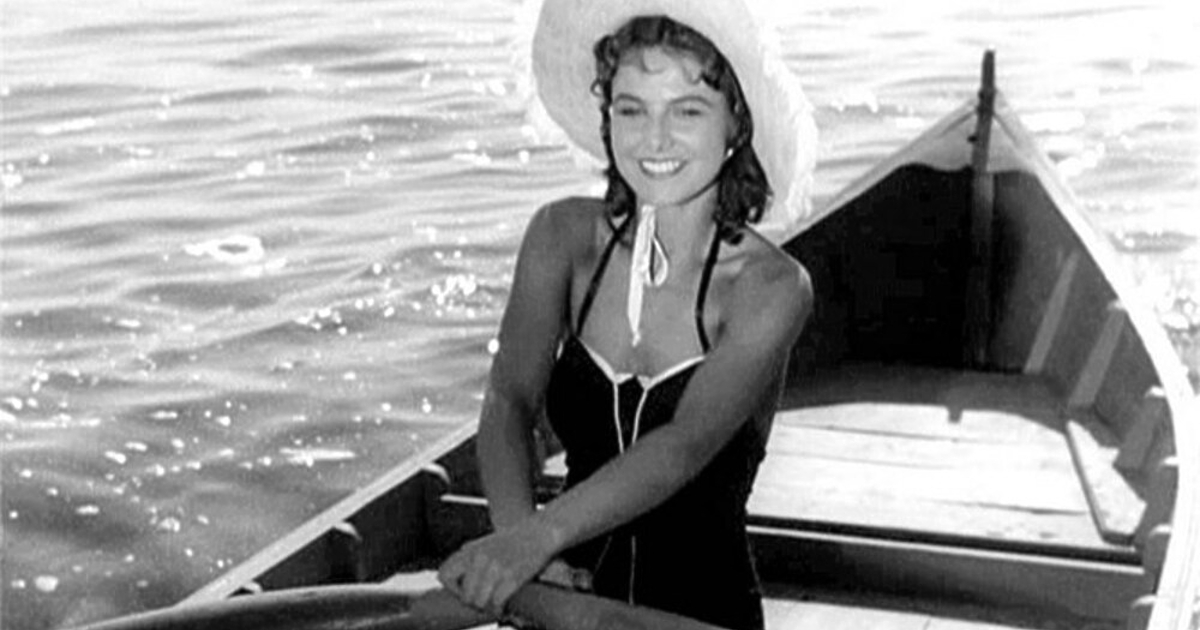 Голямата българска актриса Гинка Станчева е починала. Това съобщиха от