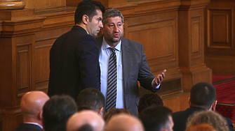 В следващия парламент обединението между ПП и ДБ ще е