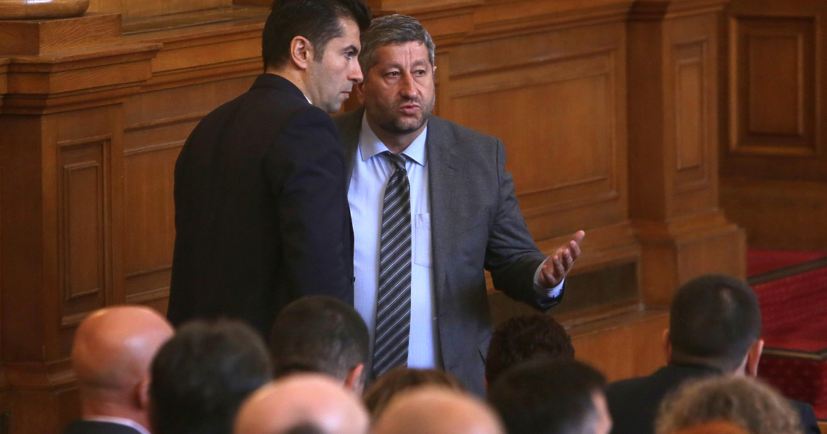 В следващия парламент обединението между ПП и ДБ ще е