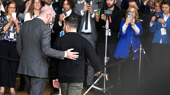 Украйна вероятно ще получи далекобойните оръжия и бойни самолети западно