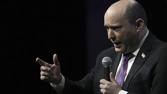 Бившият израелски премиер Нафтали Бенет разказа в интервю за израелската