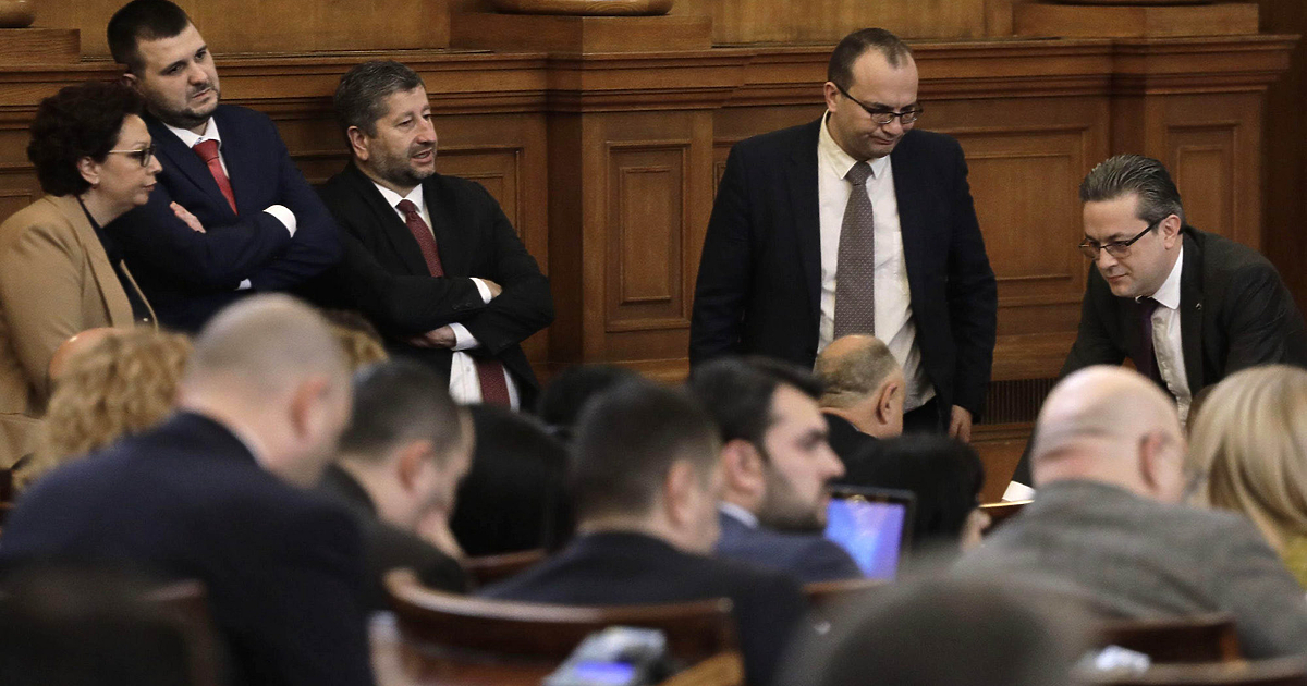 От втория опит, но едва на първо четене, мнозинството прие