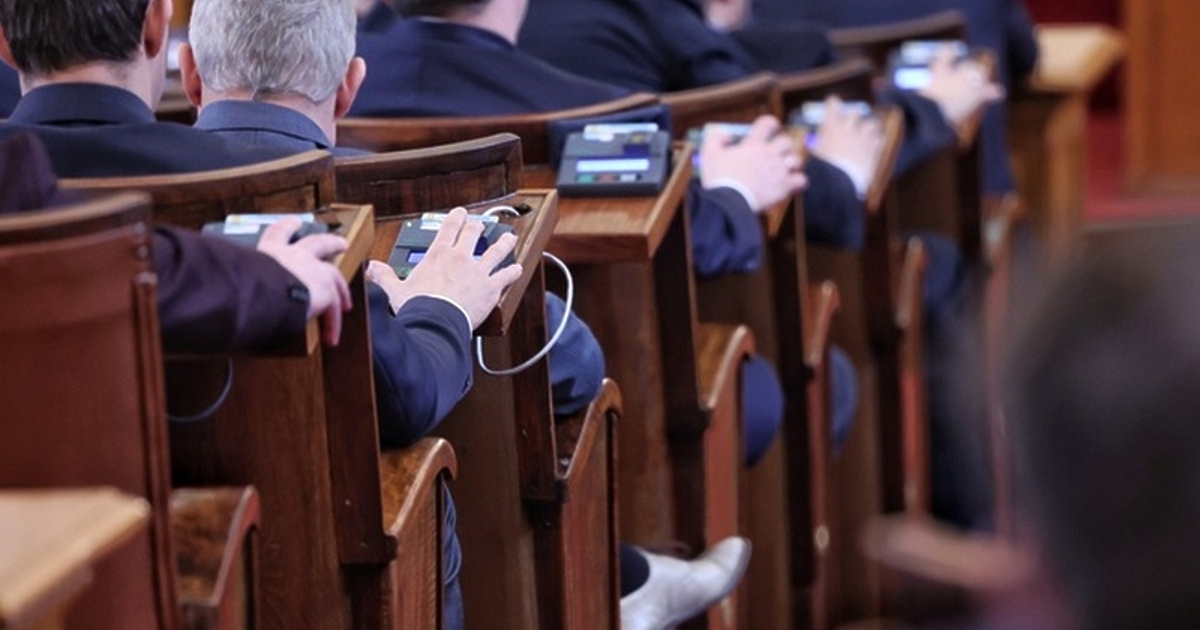 Без дискусия Народното събрание прие Декларация във връзка с ескалиращите