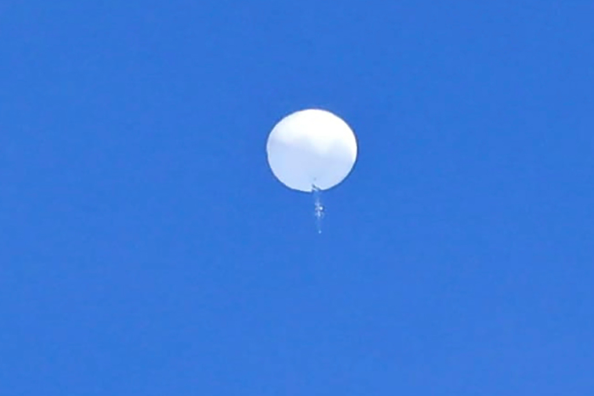 US изтребител свали китайския балон над Южна Каролина