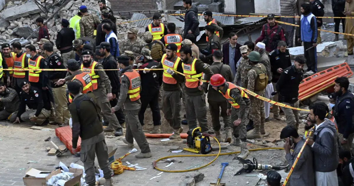 Най-малко 47 са вече жертвите на експлозията, станала днес в
