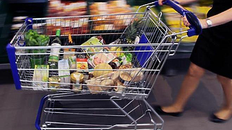 Френските супермаркети приеха да предлагат основни хранителни продукти на по-ниски цени