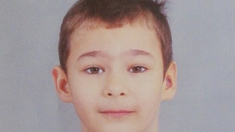 Полицията в Ямбол издирва 11 годишния Александър Стаменов Илчев Момчето е