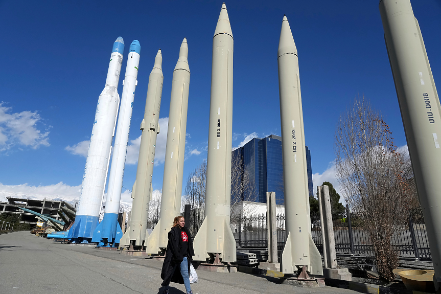 Иран е на крачка от ядрено оръжие