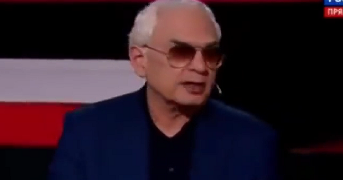 Трябва да признаем, че може да загубим.Това обяви руският режисьор и