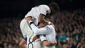 Миналата нощ изтече срокът за подаване на оферти за Манчестър Юнайтед