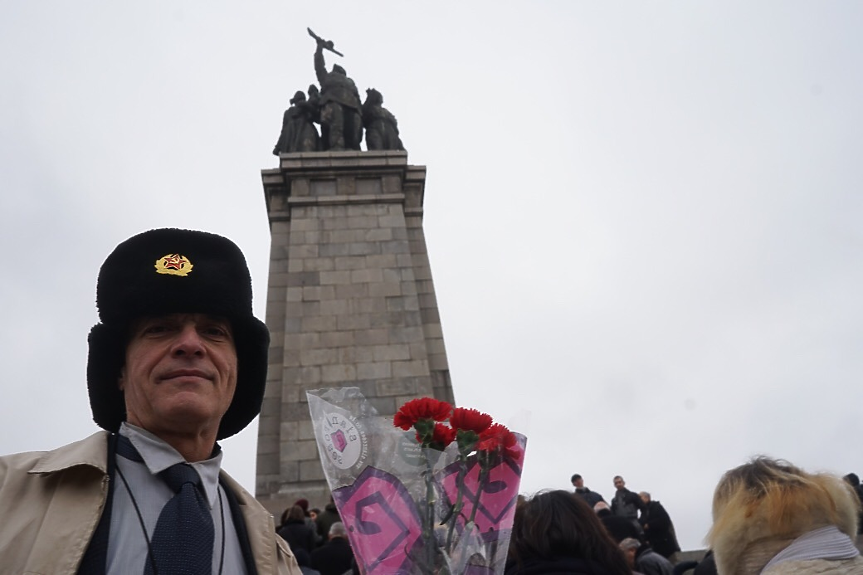 Какво ще стане с Паметника на Съветската армия?
