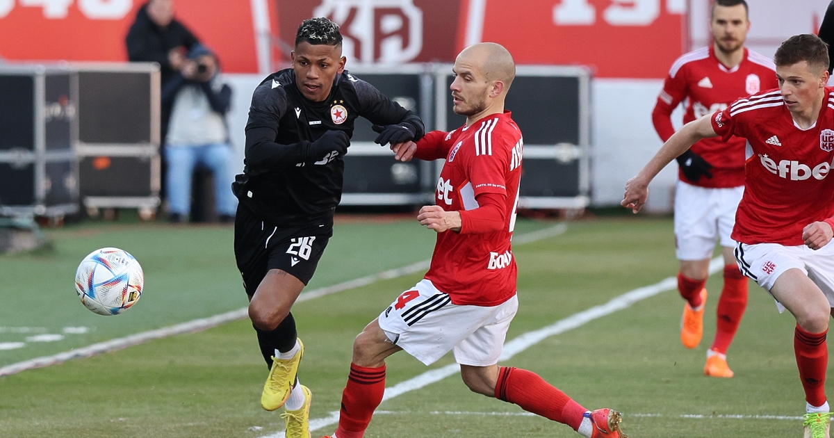 ЦСКА-София победи ЦСКА 1948 с 1:0 в дългоочаквания и много