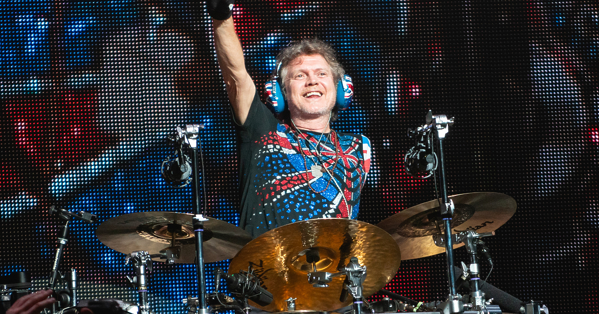 Рик Алън е получил нараняване на главата след брутално нападение от