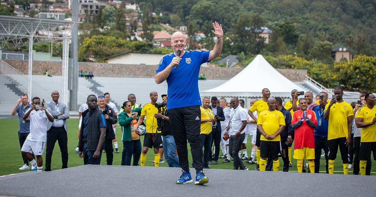 Джани Инфантино беше преизбран за президент на ФИФА на 73-ия