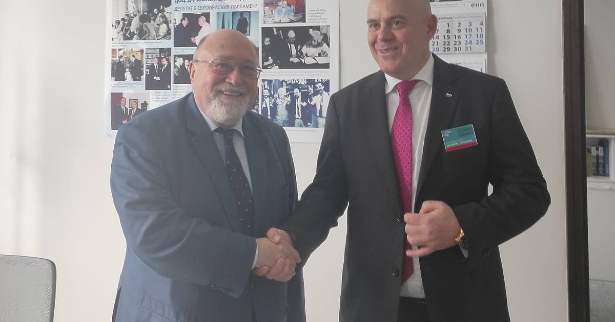 Иван Гешев е в Брюксел. Той е кацнал там още вечерта