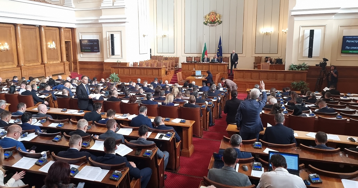 ПП-ДБ води с 1 на сто пред ГЕРБ-СДС.Това сочат данните от проучване