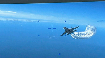 Вижте как руският Су-27 удря американския дрон над Черно море (ВИДЕО)