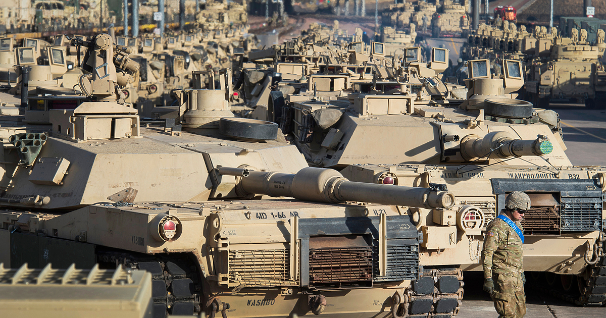 САЩ ускоряват изпращането на танкове Ейбрамс на Украйна, пише днес