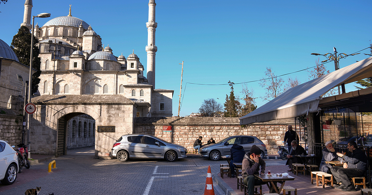 318 хиляди българи са посетили Турция през първите два месеца