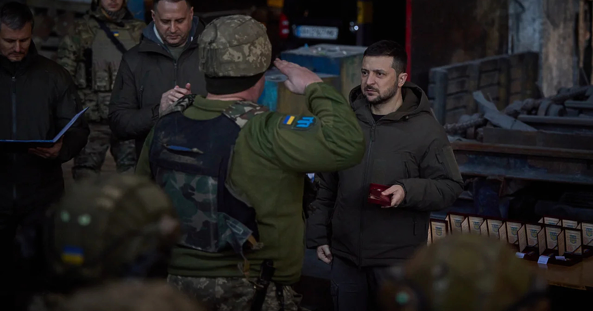 Украйна ще остане да отбранява Бахмут.Това стана ясно след като