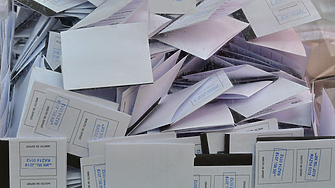 ГЕРБ СДС печели с 27 3 от гласовете а ПП ДБ  23 7 на сто В