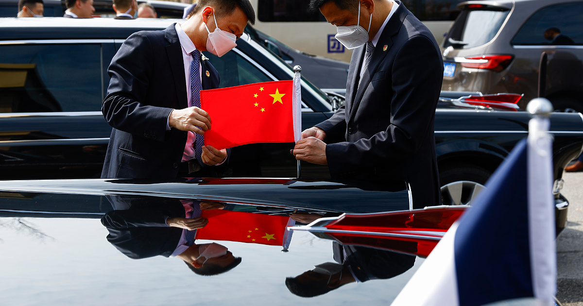 Френският президент Еманюел Макрон и американският му колега Джо Байдън