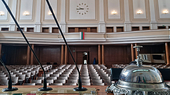 Заседанието на парламента отново бе отложено за другата сряда В