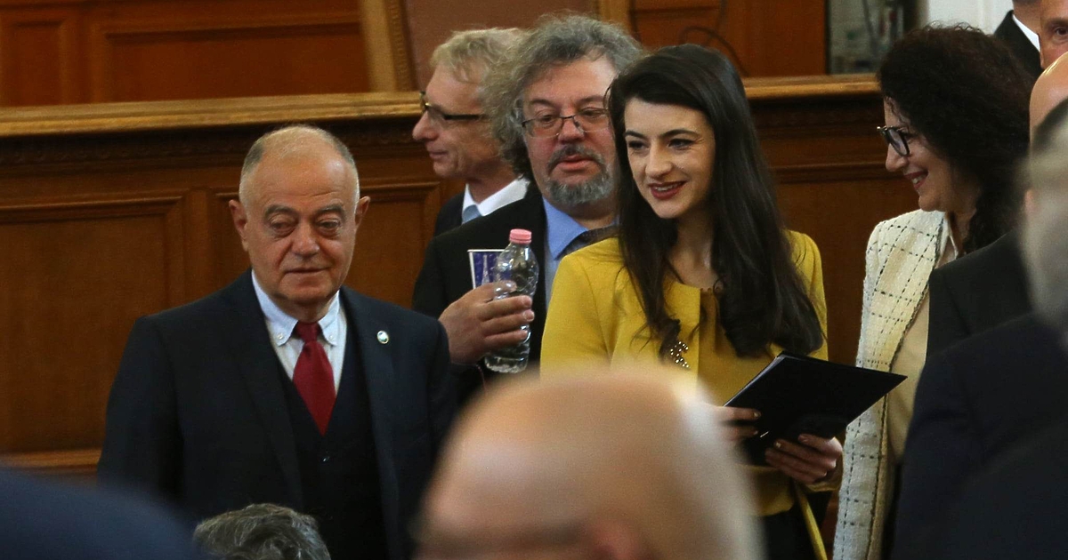 Шестте формации в новия парламент може и да не избраха