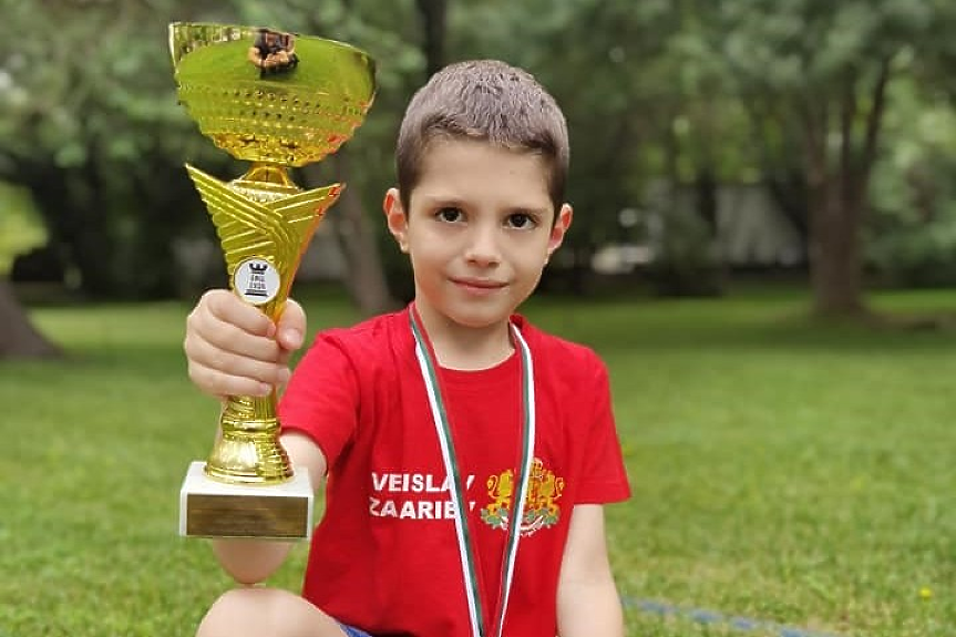 Осемгодишно българче е в световния елит по шахмат