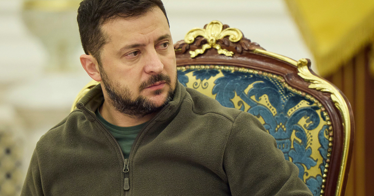 Украинският президент Володимир Зеленски е заявил пред ръководителя на МААЕ