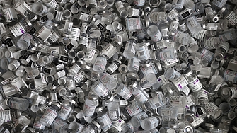 На 11 май когато в САЩ приключва извънредната ситуация свързана