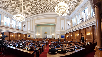 Парламентът избра за шеф Росен Желязков ГЕРБ 136 депутати гласуваха
