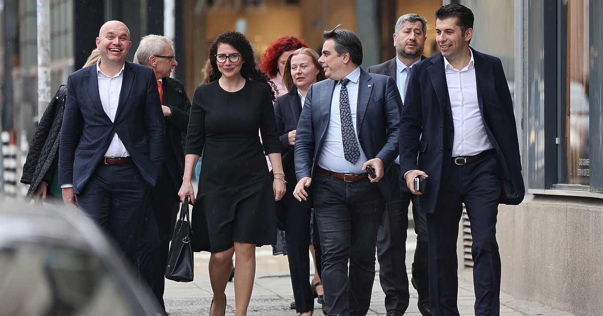 Поне три месеца живот на 49-ото Народно събрание поискаха представителите