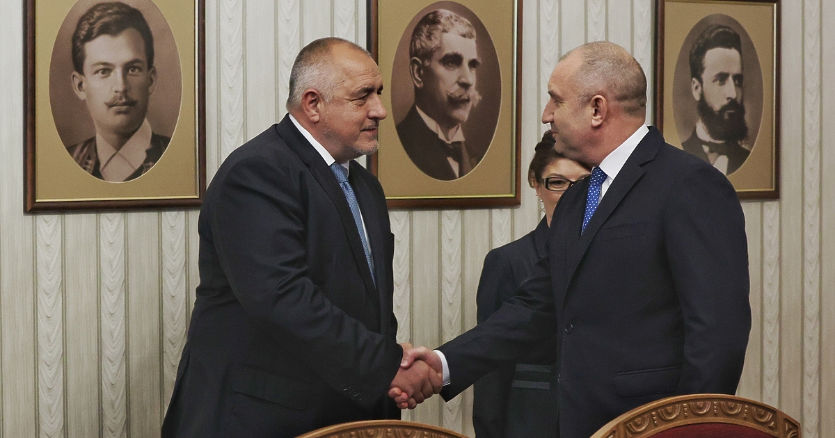 Борисов при Радев на консултации. Какво си казаха за диктаторите?