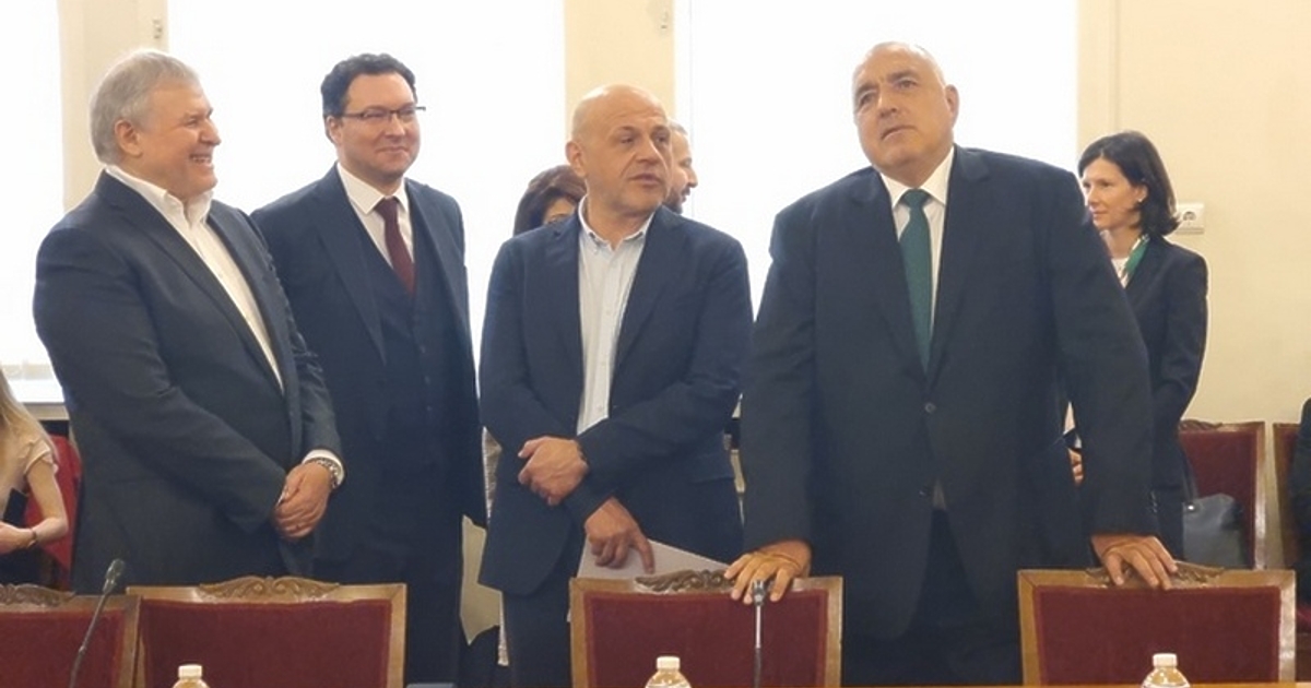 Би трябвало да намерим начин да съставим правителство - дали