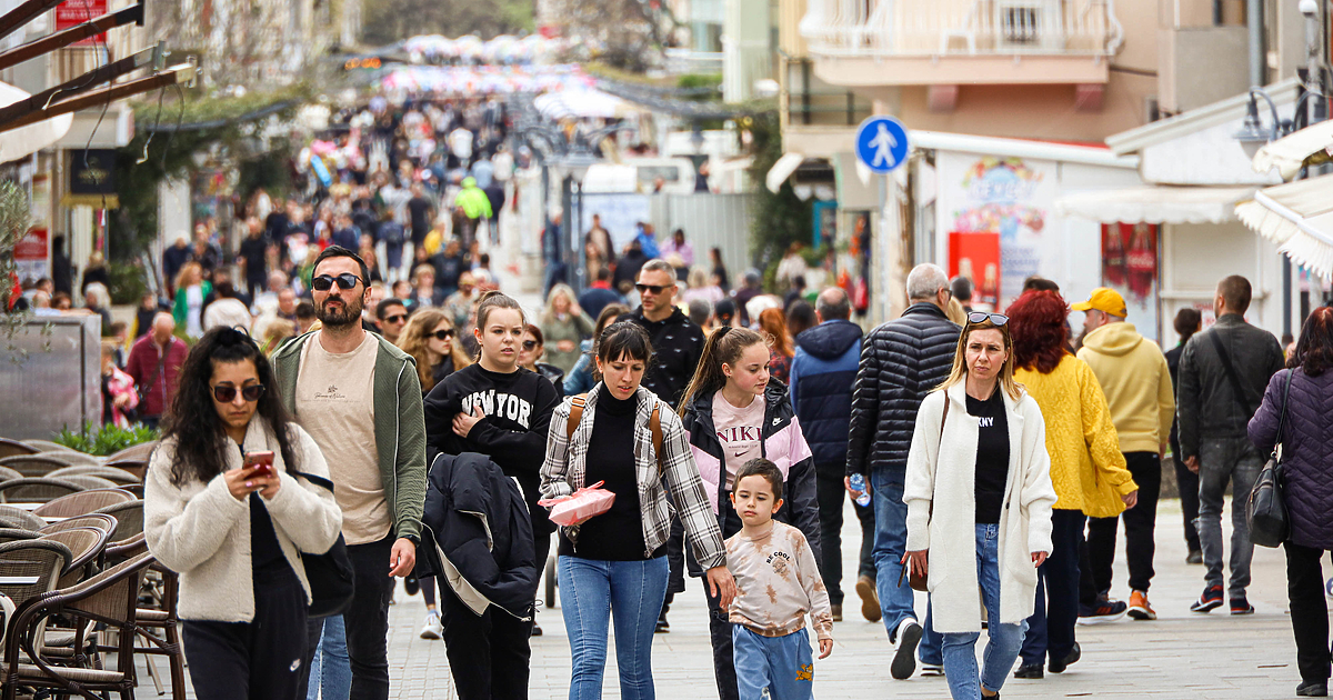 След може би най-големия теч на секретна информация в историята